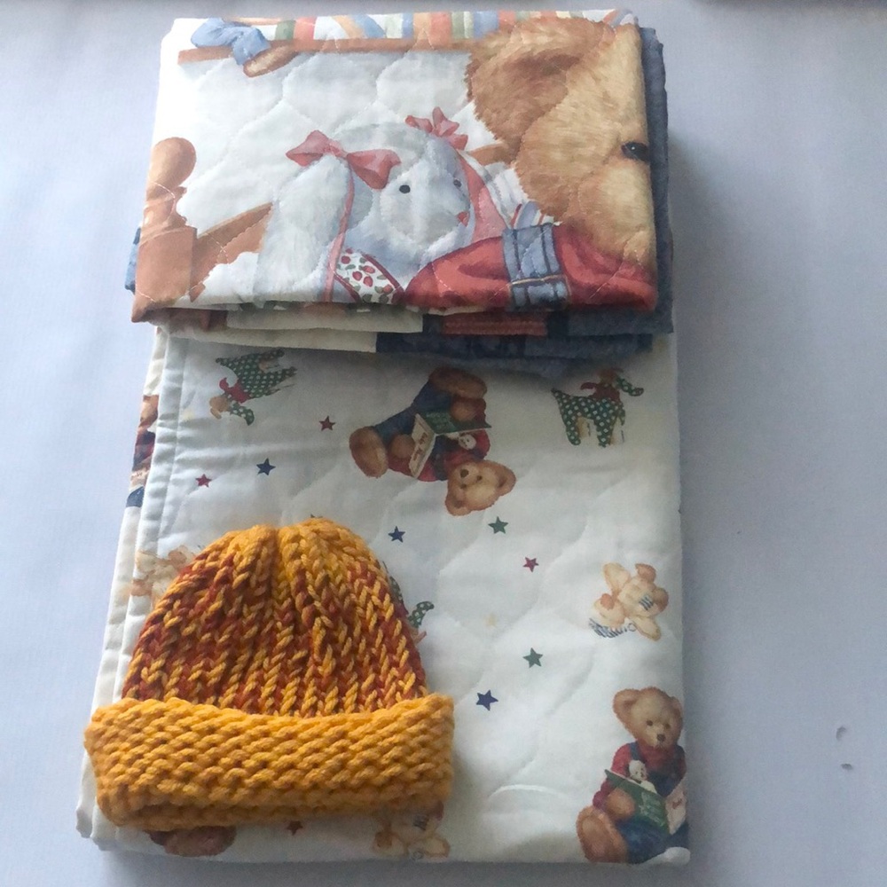 4-Pieces Cotton Teddy Bear Blanket & Curtain Set for Him